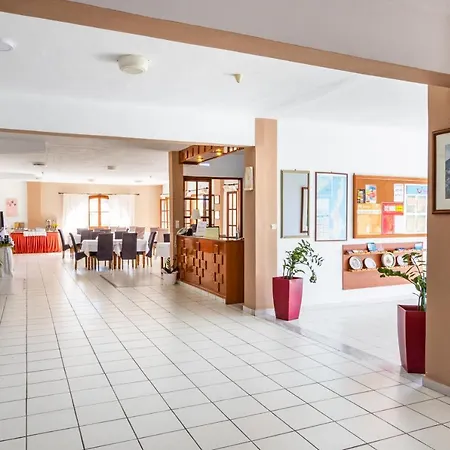 Casa Garden Отель Амупи